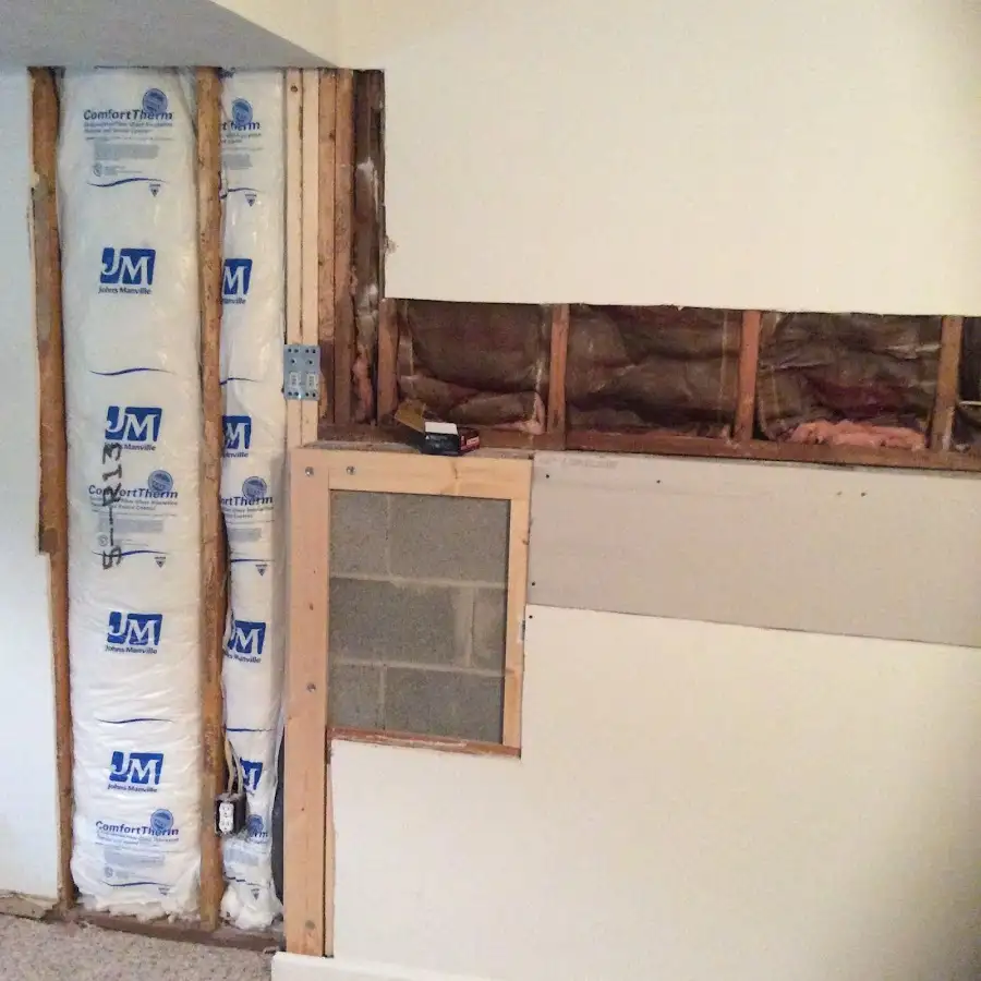 Wall insulation replacement during Structural Drying in East Los Angeles